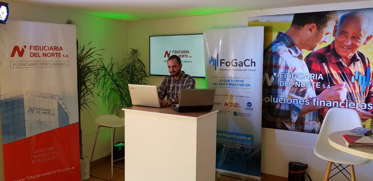 fiduciarianorte's tweet photo. #AGRONEA #Charata #Producción #Agro #Ganadería #Industria #Servicios
📍Pasá por el stand del Ministerio de Producción EN #AGRONEA
Tenemos un espacio especial para #FiduciariaDelNorte y #FOGACH donde nuestros profesionales podrán asesorarte sobre financiamiento para tu #pyme https://t.co/revm5P6347