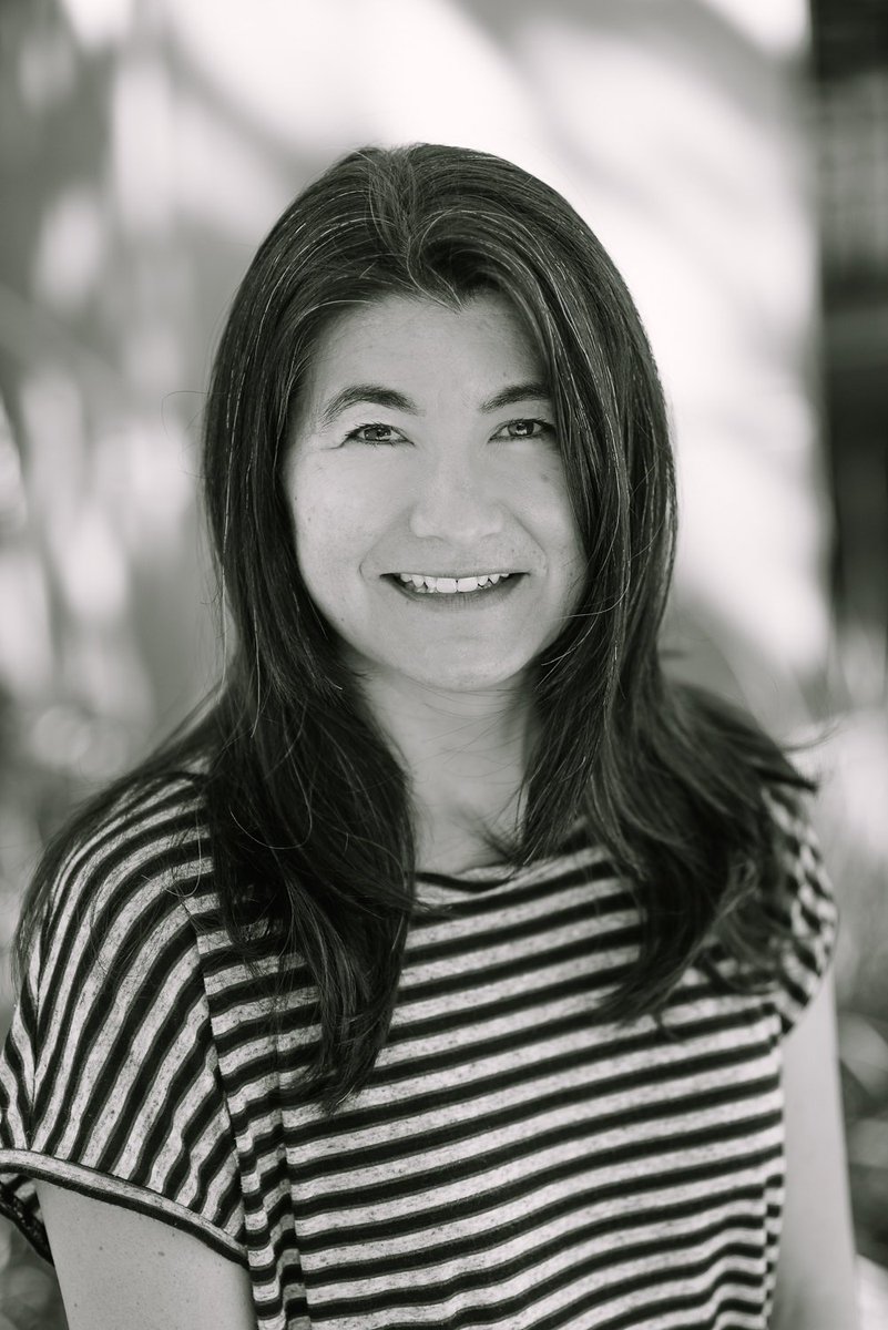 elena_mch's tweet photo. This Sunday we will have three of the city's most amazing public realm designers lead an @urbanarium walk through downtown: Kelty McKinnon of @PFSStudio, Derek Lee of @pwlpartnership, and Joe Fry of @Hapacobo - register here(by donation): https://t.co/qJ9fkj4Fe7 https://t.co/ygym2xUgLo