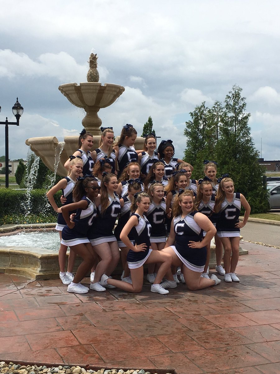 justinduley's tweet photo. Great watching these girls working hard In June! @FHCSpartanCheer https://t.co/1GUlxA2Ugq