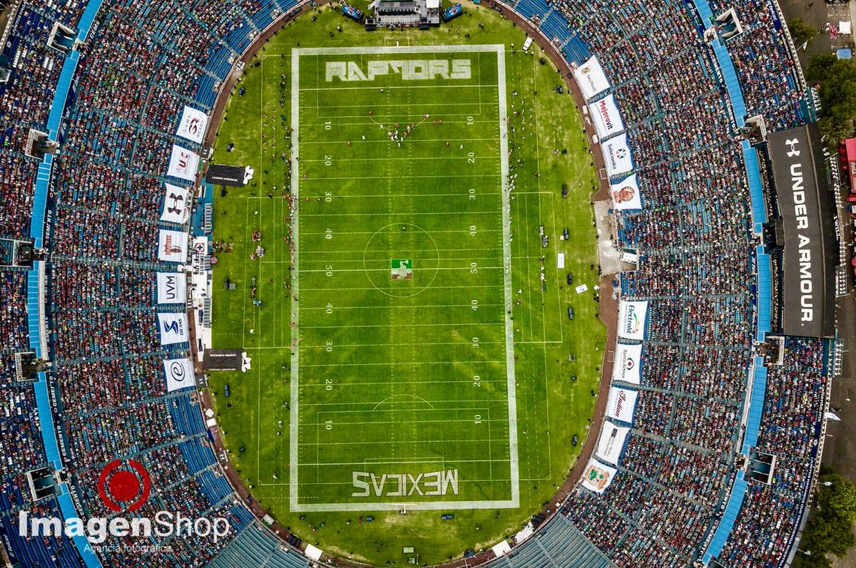 Estádio Durante O Jogo De Futebol Americano Imagem de Stock Editorial -  Imagem de linha, azul: 87536314