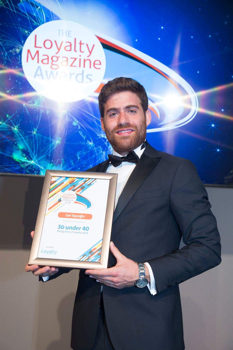 interlinkcomtr's tweet photo. BU SEFERKİ ÖDÜLÜMÜZ DE LONDRA' DAN
#loyaltyMagazineAwards tarafından verilen ve "Sadakat Programlarının Oscarları" olarak da anılan "30 under 40 Rising Stars of Loyalty 2018" ödülüne layık görülen Can Tașcıoğlunu kutluyoruz. 
Detaylılar:https://t.co/DOmsmbQtHr
#interlink #loyalty https://t.co/SRMG8HhSK6
