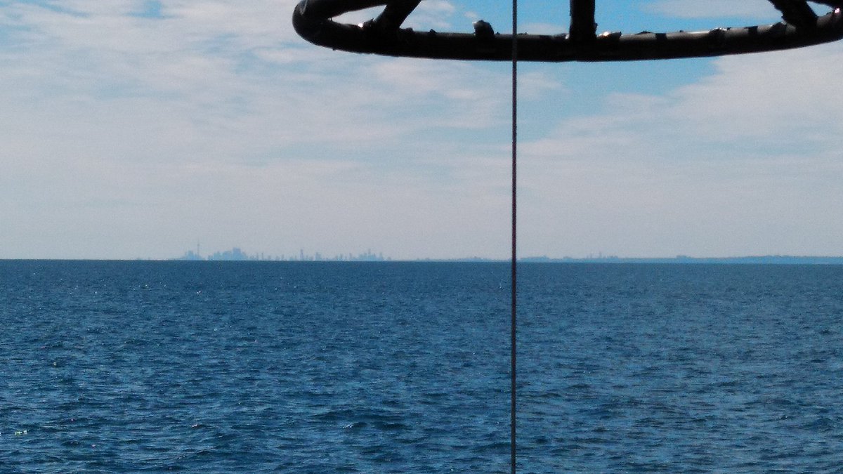 annecdlh's tweet photo. @EddieGreatLakes Good morning #Toronto from the #LakeGuardian! #CSMI2018 https://t.co/RjcikoOsSh
