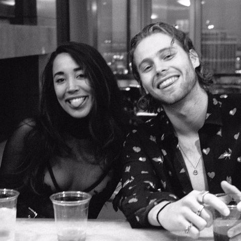 girlstalkcurls's tweet photo. I SUPPORT SIERRA AND LUKE https://t.co/aDxSiezhyb