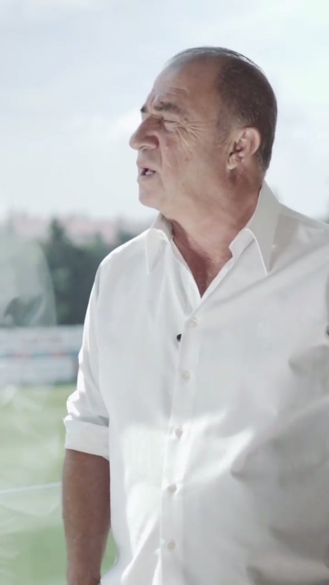 📽Fatih Terim, Türkiye’de IGTV’yi ilk kullanan teknik direktör oldu.  instagram.com/tv/BkVs_KOgH7P/

— Terim bundan böyle sosyal medyayı daha proaktif kullanacağını açıkladı. w