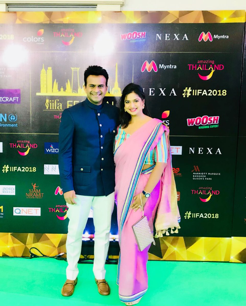 SahayRadhika's tweet photo. Just witnessed #IIFARocks ! Big fan of @sidkannan ! What a powerful voice! Spotted him with his beautiful wife @nehakannan9 on the green carpet of @IIFA ! @ColorsTV #IIFA2018 #SidK https://t.co/uvAem2ue9B