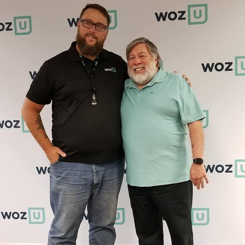 scott_shetley's tweet photo. Got to take my picture today with the Woz today! https://t.co/wXwRkutmFL
