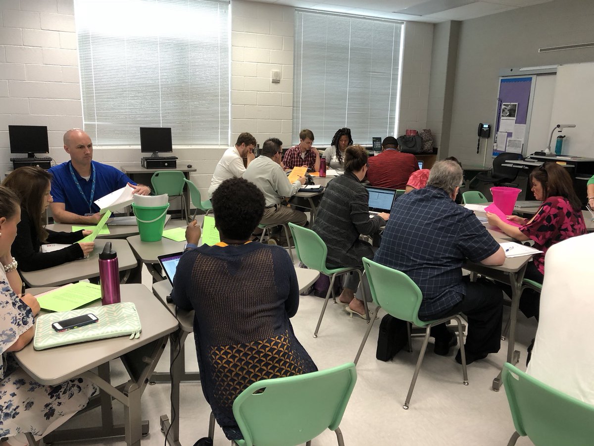 BCPS_LMPET's tweet photo. It was the first Friday of summer break but middle schools were engaged on the last day of the Blended Learning Institute. #bcpsbli https://t.co/g8dLk4kcFF
