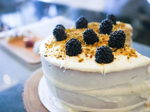 mirotea's tweet photo. Welcome to Feature Fridays! Today we’re featuring our house made pistachio cake. This cake is moist and sweet, with a bit of pistachio crunch! Come get a slice before it’s gone! 🍰 https://t.co/x75BFKn4qZ https://t.co/OhQLkK2tgW