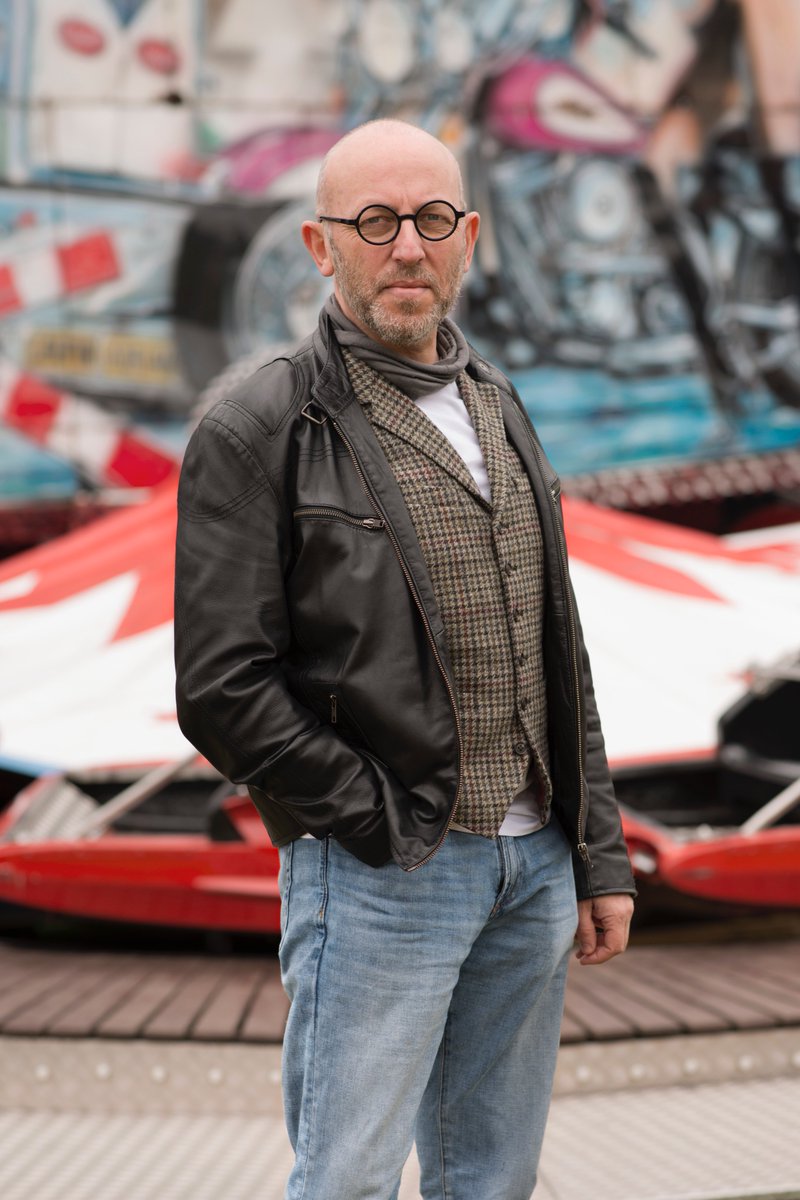 JLFieldhouse's tweet image. Great location for a photoshoot with Jeff Bernstein... @jeffxxb jeffbernsteincomposer.net