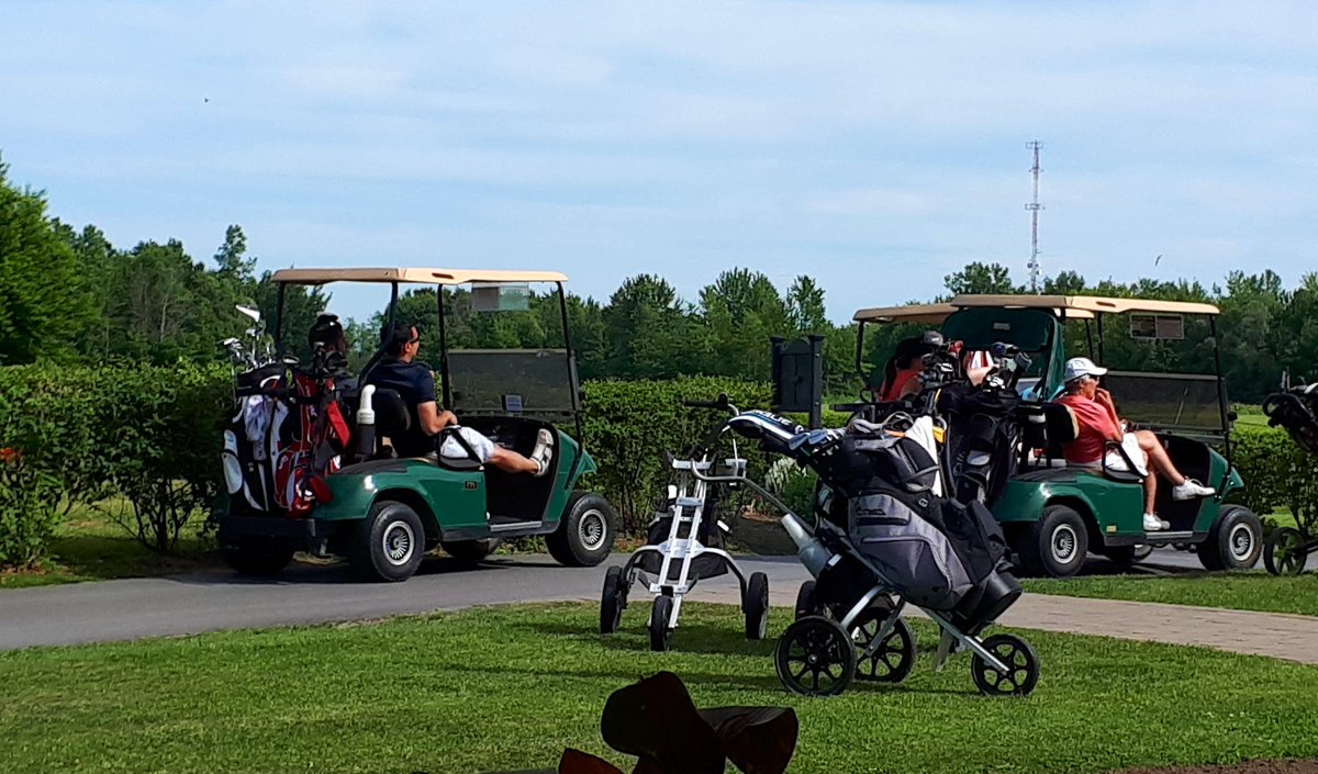 ChrisMTess's tweet photo. @SciTechMuseum If you were the @SciTechMuseum DG, you could have spent your day like this today! #TeeOffForeTech Apply by Monday - an #awesomejob could be waiting for you! https://t.co/mOtFvkO4UK