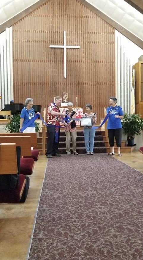 BZPHawaii's tweet image. #OrgSpotlight Church of the Holy Cross is a #BlueZonesProjectApproved faith-based org. They achieved approval status by hosting plant-based potlucks for the entire congregation, incorporating stretching and movement into gatherings, and building a walking labyrinth to name a few.