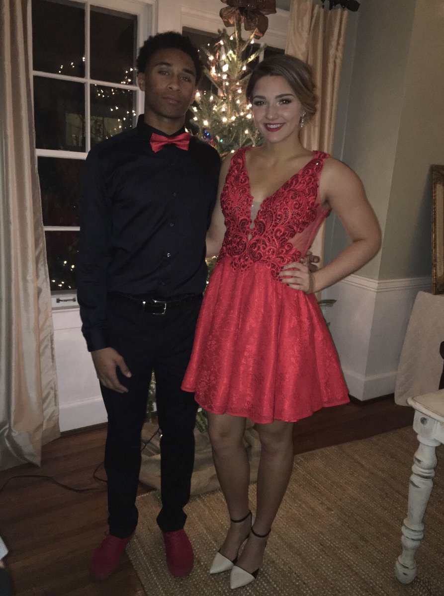 lexiann36's tweet photo. I’m sorry that you thought this was the answer & I‘m sorry that I didn’t reach out to you. You drove me insane sometimes zah, but i always loved you even when I said I hated you. I hope that everyone realizes that they are loved by someone and suicide is never the answer #ripZah https://t.co/Di3KTZvC3E