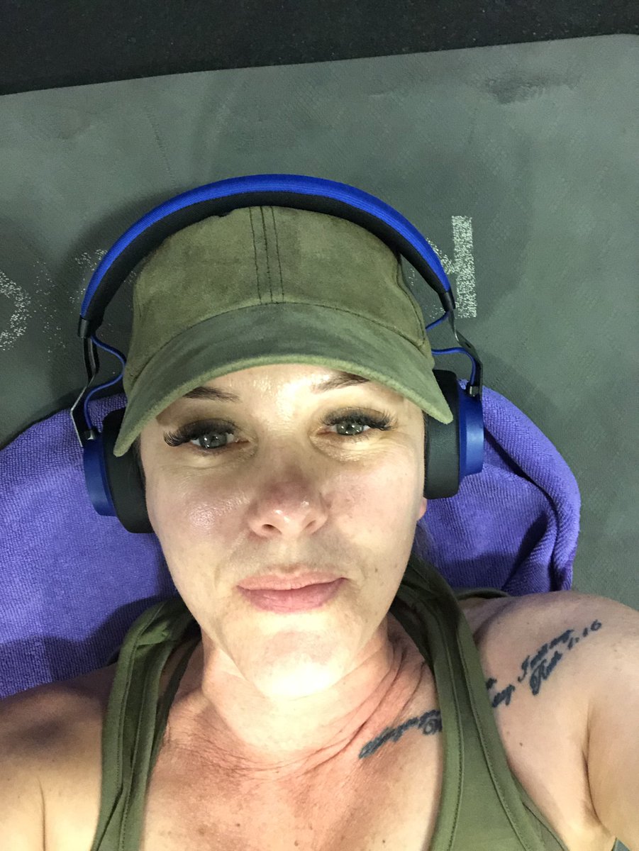 NestStrong's tweet image. #buggered 😂