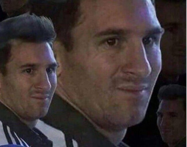 ElJeringasLoko's tweet image. cuando una pareja dice que un peluche es su hijo