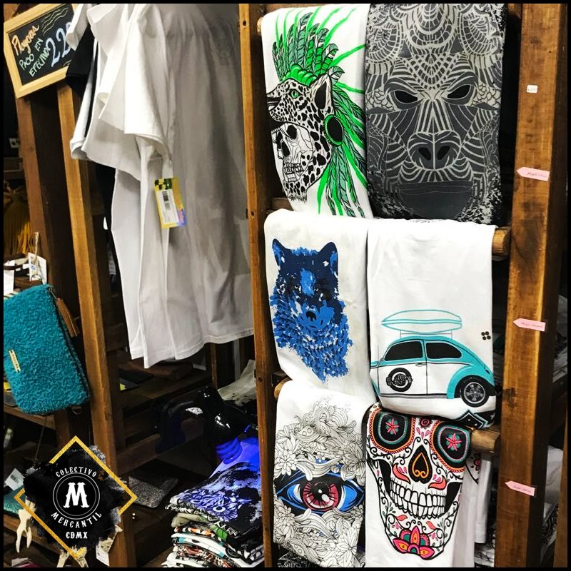ColectivoCDMX's tweet photo. Al comprar una playera de @CocoKrisMX, estás comprando 2 en 1, ya que estas maravillas cambian de color con el sol. #ConsumeLocal #DiseñoMexicano #MásQueUnBazar https://t.co/9iA2rlq607
