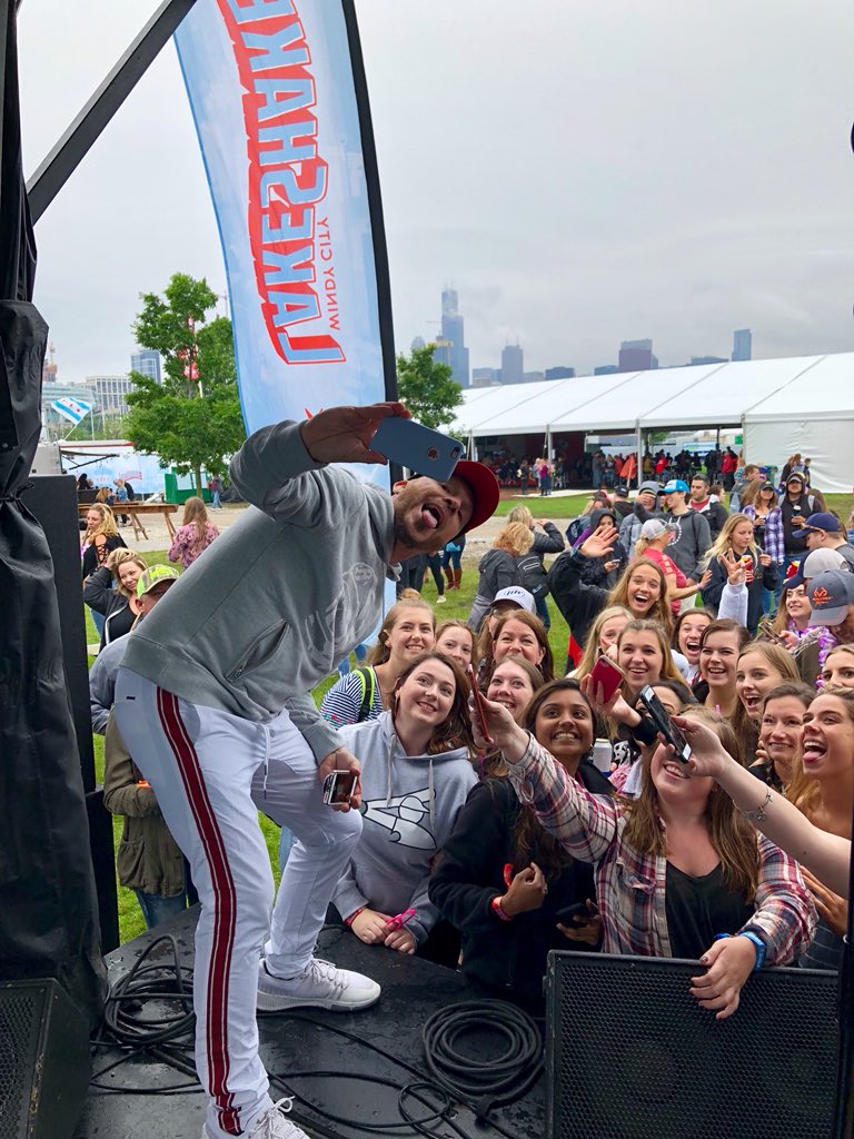 opry's tweet photo. It was one heck of an #Opry #CircleThrowdown with our buds @LOCASHmusic to kick-off @LakeShakeFest! π€
Watch it here: https://t.co/LPB0gctWDv https://t.co/y76kbhLNxt
