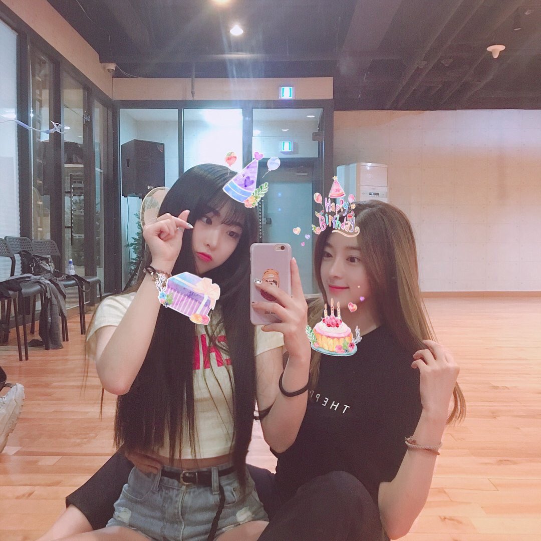 yusuapics's tweet photo. hope you had a good day chohyeon┊͙
— 180622 © sua’s instagram
⤷ ꒰ #HappyChohyeonDay #ChoChoDay #seeart #씨앗 #유수아 ꒱ https://t.co/FQInmNyiGq