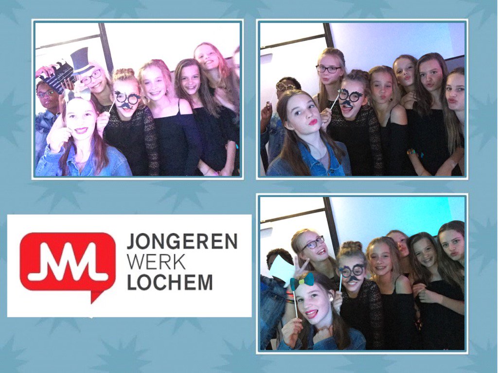 JCLochem's tweet image. Ruim 100 jongeren voor het gala in het jongerencentrum! Meer foto’s staan op de Facebook-pagina #hollywoodgala #SWL #JWL #Lochem