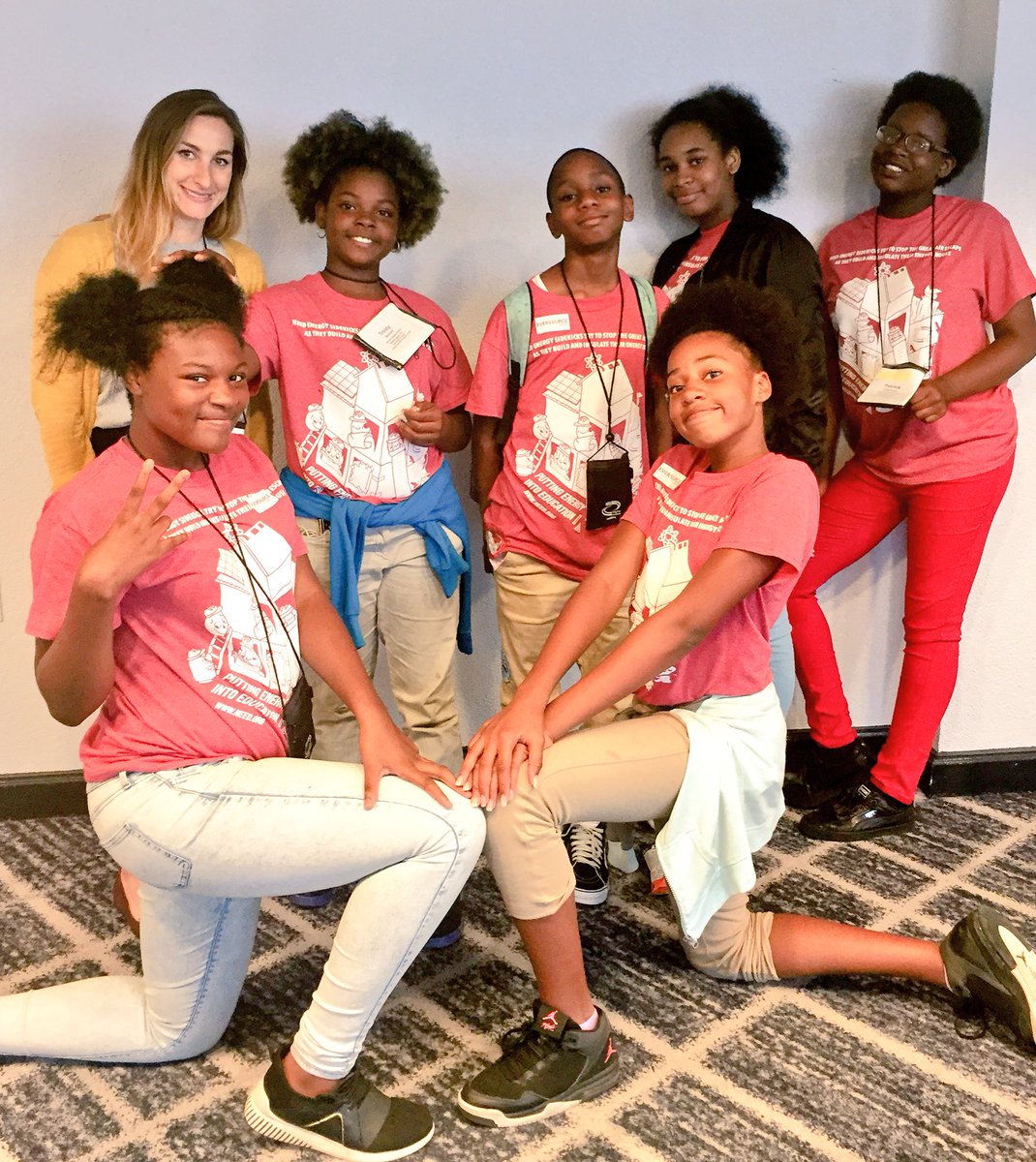 AllnSTEM's tweet photo. Siked running into @JohnsonMiddleDC students at the @NEED_Project youth conf today. They collaborated w/ students from all over the US 2design &amp; build efficient Mars habitats. The #ESP program has helped DC educators bring energy ed 2students #DCdoesSTEM https://t.co/tG7i6Owkyr