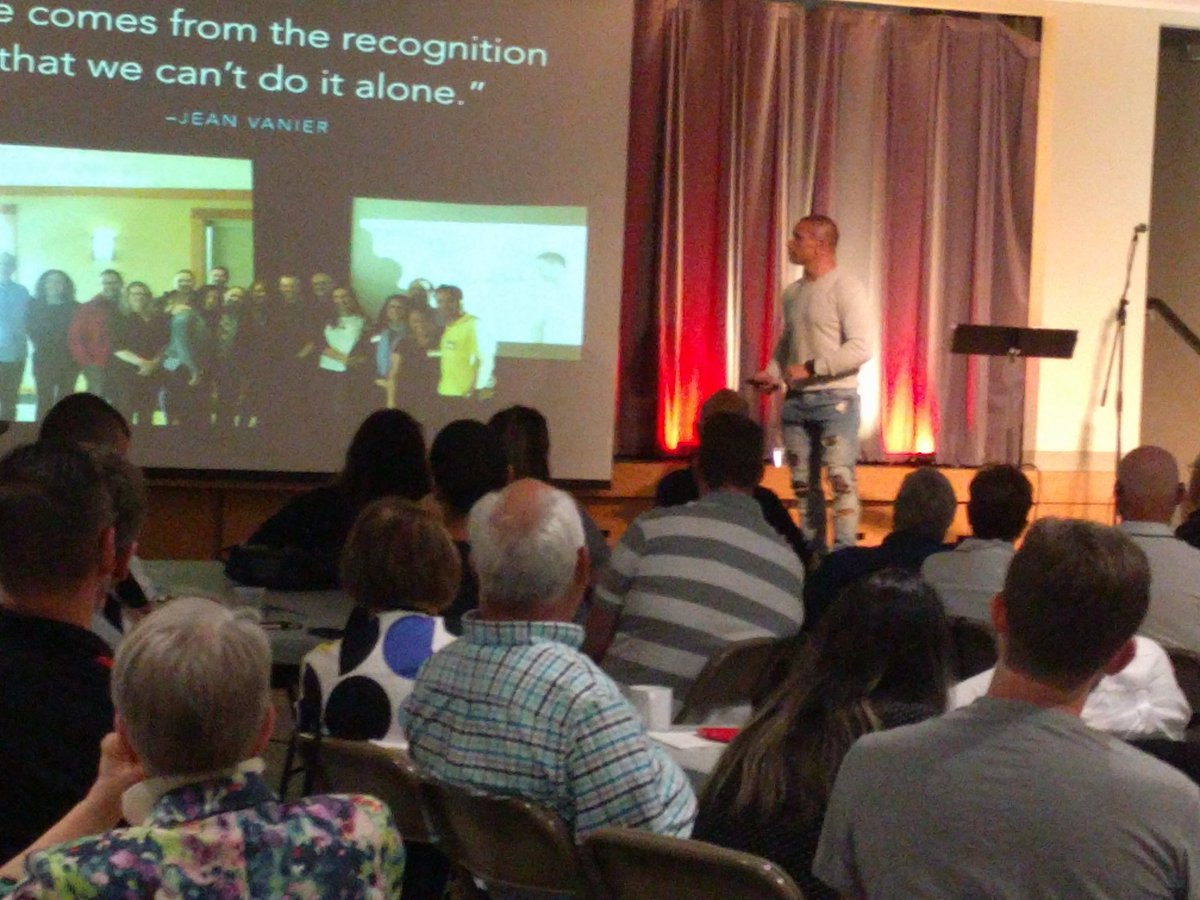 WalterFeke's tweet photo. @CoachRobinson1 @SaintBP #AlphaBata #community #love #opportunitiesofhealing #strengthidfuelbycomminity #sharingbrokenness #neveralone https://t.co/hk1y9NfwED