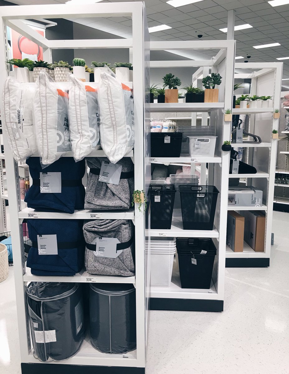Made By Design has made it’s way to T1777! 🏡 Everything you need to make your home decor dreams come true, just add a faux succulent or two! #target #targetstyle #MadeByDesign 
.
.
.
Ft. TL @__shlee__ 
CC: <a href="/Target/">Target</a> <a href="/TargetStyle/">Target Style</a> <a href="/cyozzie/">Kevin Oswald</a> @__shlee__ <a href="/JulieEnglar/">Julie Englar</a> @alisonjstephen