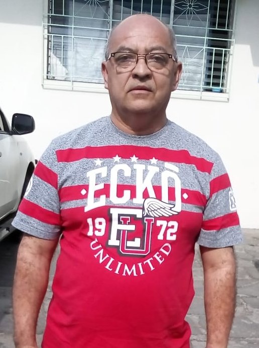 #ElSalvador José Adonay Chicas, párroco de Zaragoza, fue detenido por abuso sexual contra un adolescente. Las investigaciones señalan que las agresiones las habría cometido desde hace más de 2 años. Daba dinero a la víctima para que no lo denunciara. Foto: Cortesía