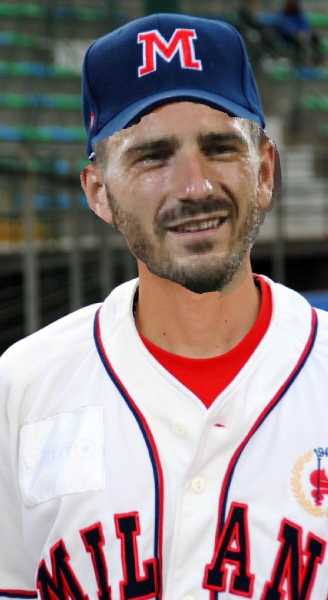 ronk84's tweet image. Divisa prossima stagione #ricketts #ACMilan #milan #Elliott #UEFA