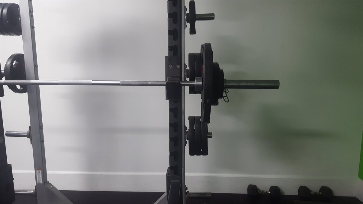 VibingwDonielle's tweet photo. #FridayFeeling is knowing I accomplished my #exercise program despite numerous #distractions. #fitness #goals do not happen without #Hardwork, #Sacrifice, and #support from my coach @RealJamesGoetz. Gotta keep moving towards becoming totally #functionised. #beautybrainsbrawn #fit https://t.co/bnW4dILRRw