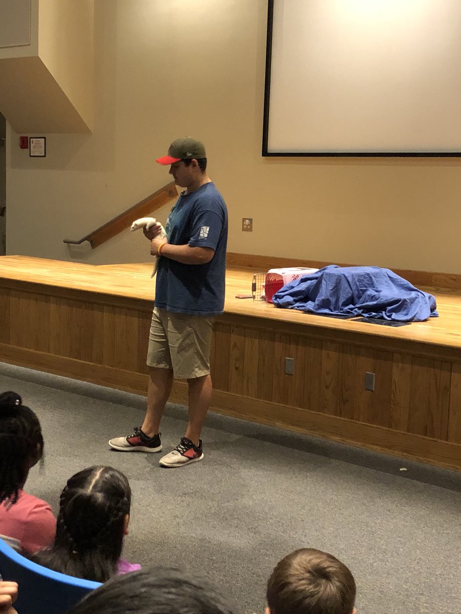 HMES students exploring the Macon Arts &amp; Science Museum #ncssbethebest <a href="/HeardMixon/">Heard-Mixon</a> <a href="/DeenajSams/">Deena Sams</a>