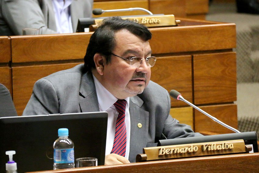 Radiocamarapy's tweet photo. [AUDIO] @dipLaloVillalba Califican de “muy positiva” gestión al frente de la Comisión de Legislación
https://t.co/ihqHkK6qhl https://t.co/JZpUXzOYB3