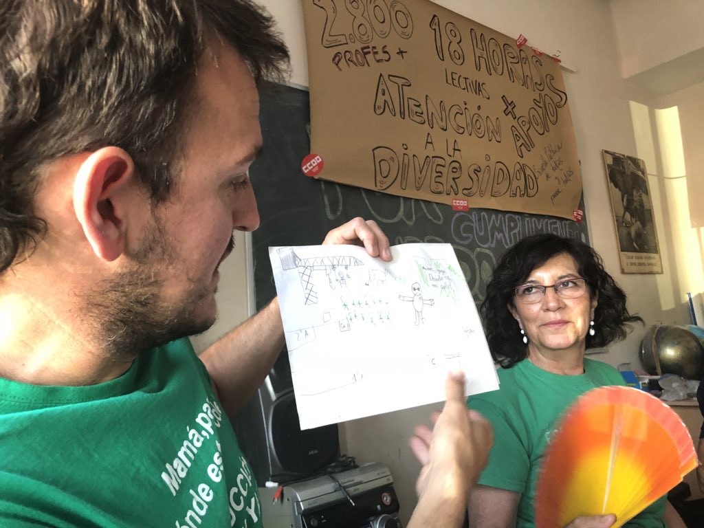 isabelgalvin's tweet photo. En el encierro @ccoo_frem debate sobre la educación que nos merecemos:. Gracias por vuestra presencia y apoyo @MorenoG_Agustin @CervantesGetafe @accioneduca y Juanjo Reina. Con fuerza y firmeza para resistir y con esperanza, confianza, optimismo para transformar #SiSePuede https://t.co/7TemsuwajA