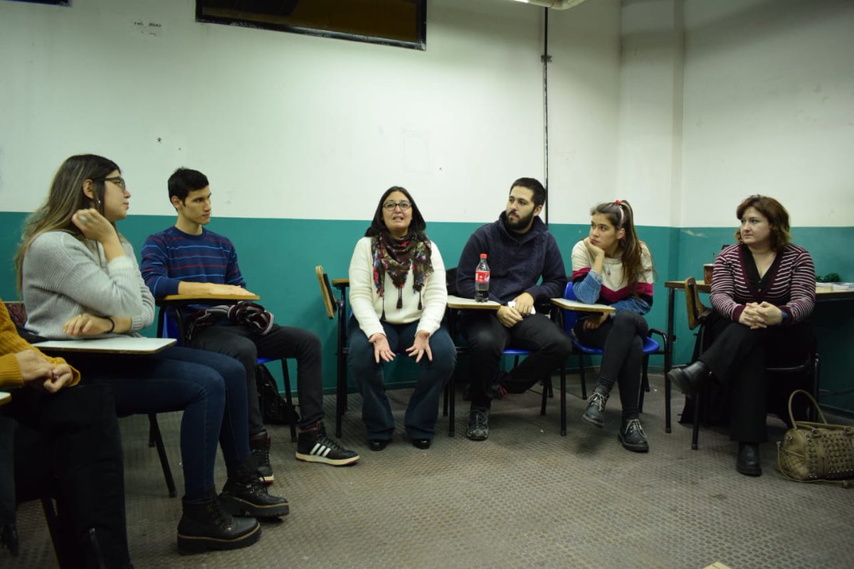CuppCbc's tweet photo. MÁS ALLÁ DEL CBC

📷 Les compartimos las fotos de la actividad y les agradecemos a todxs lxs que se acercaron a participar! 
Gracias también a @julian.ferreyra @ixantakis y @vale_ por sumar sus experiencias profesionales 😊 https://t.co/EbGv1fkx5a