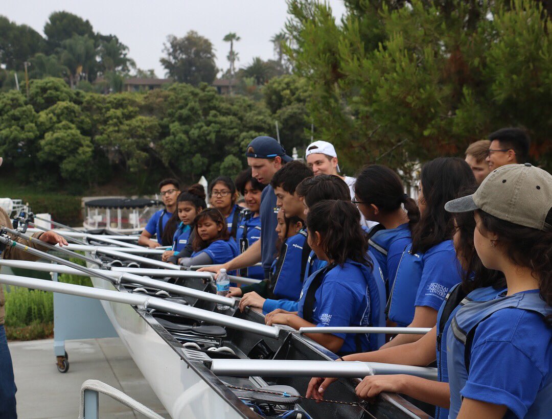 HTNFoundation's tweet image. The Nicholas Scholars had a great time learning to row with the UC Irvine crew teams! The "Learn to Row" clinic is part of the Nicholas Academic Centers’ approach to integrating a broad range of cultural, college, and professional experiences into NAC's academic program.