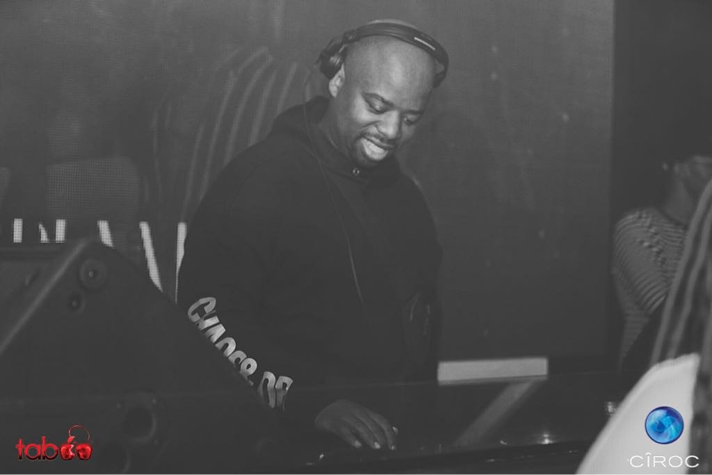 LivSandton's tweet photo. ππ We're trusting @iam_ph to give us the Friday night we deserve #COLDEpTour https://t.co/IIuz77xwyu