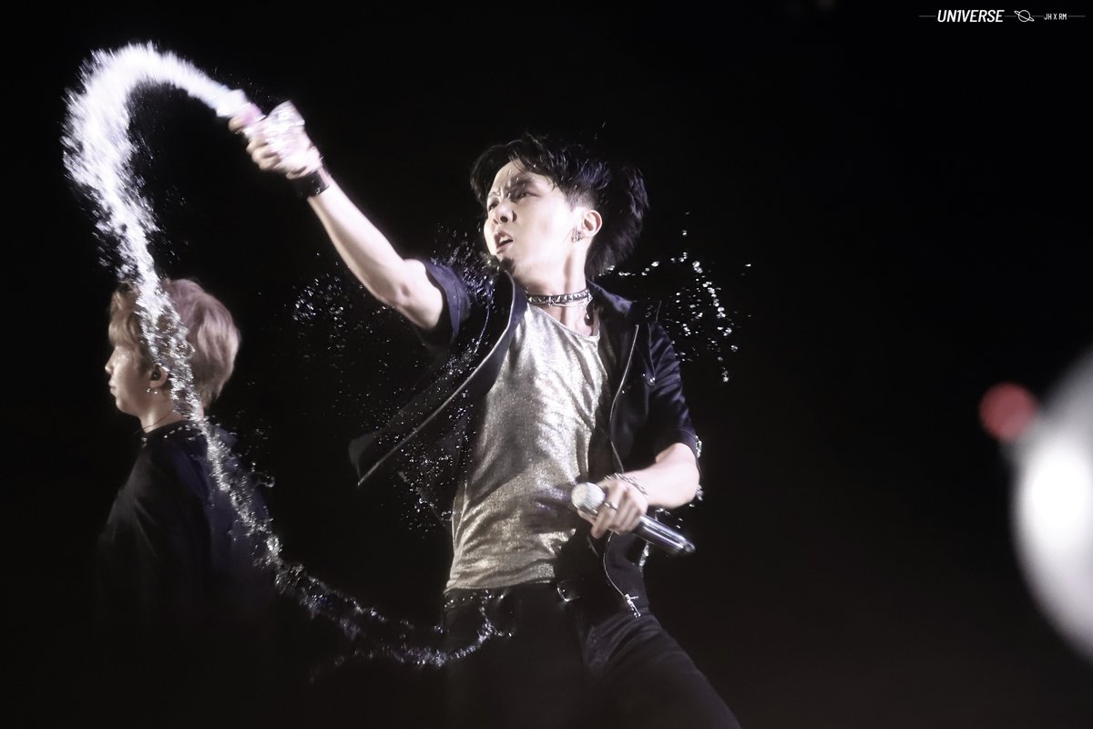 RISEOFH0PE's tweet image. imagine being blessed by jung hoseok