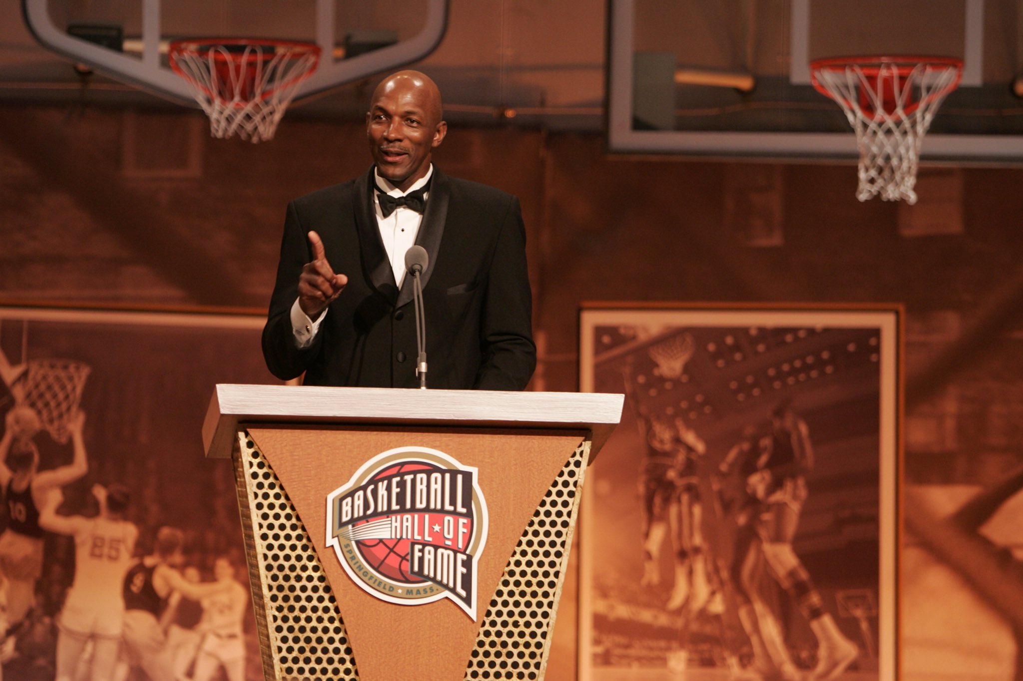 To wish Clyde Drexler a Happy Birthday.  : Nathaniel S. Butler/NBAE via Getty Images 