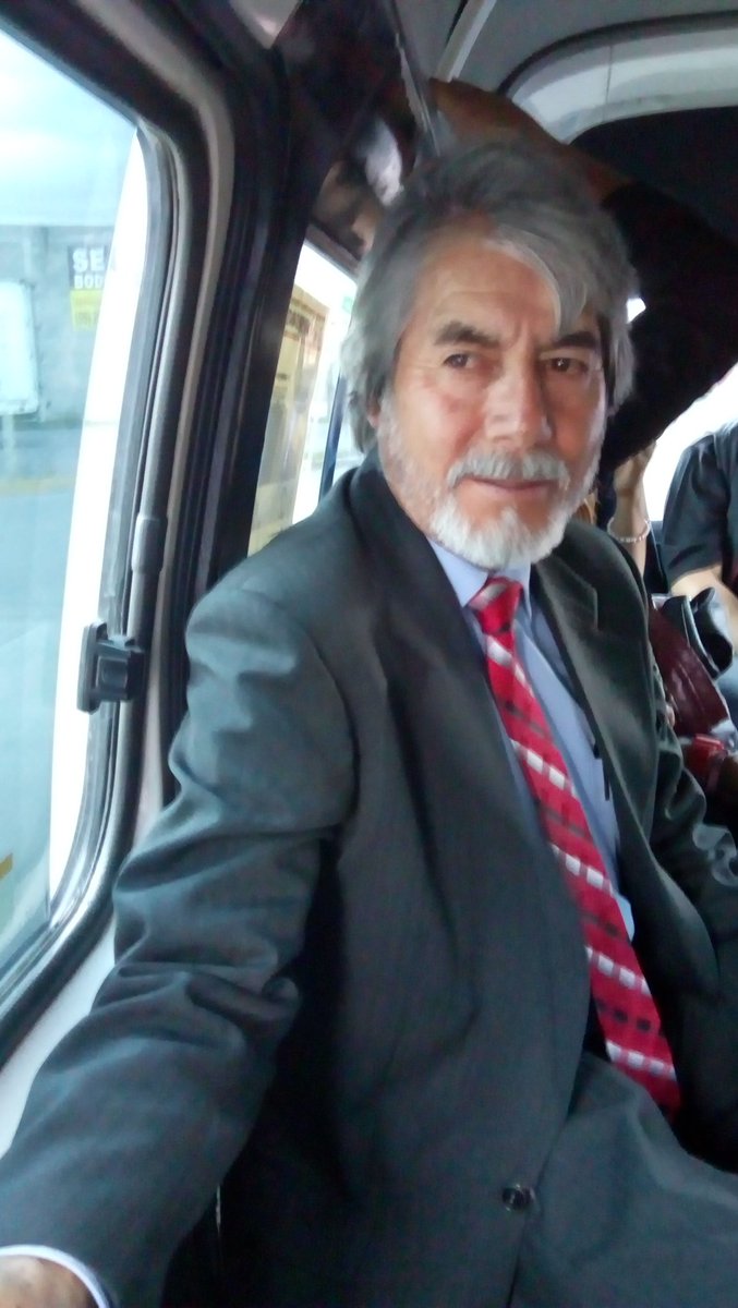 madcrudelio's tweet image. No mames esa suerte de antología cuando te encuentras en la combi a #RayConiff pfff!
#Mad