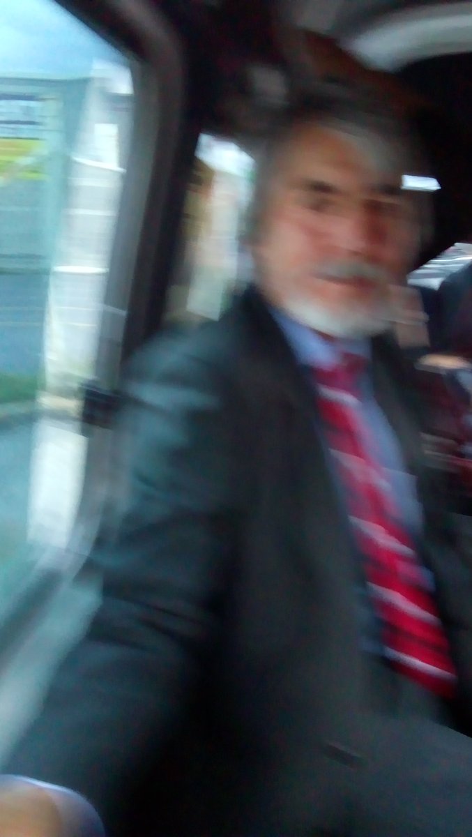 madcrudelio's tweet image. No mames esa suerte de antología cuando te encuentras en la combi a #RayConiff pfff!
#Mad