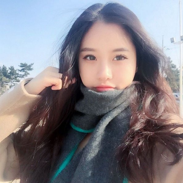 Iam_WinBy's tweet photo. Acho que fiquei meio sumida do twitter esses dias... Miane!! ~~ ㅠㅁㅠ
Estou trabalhando duro ultimamente mas hoje terei um descanso... Esperem muito de mim, hoje!! ㅋㅋ https://t.co/MJ0LgAW2gN