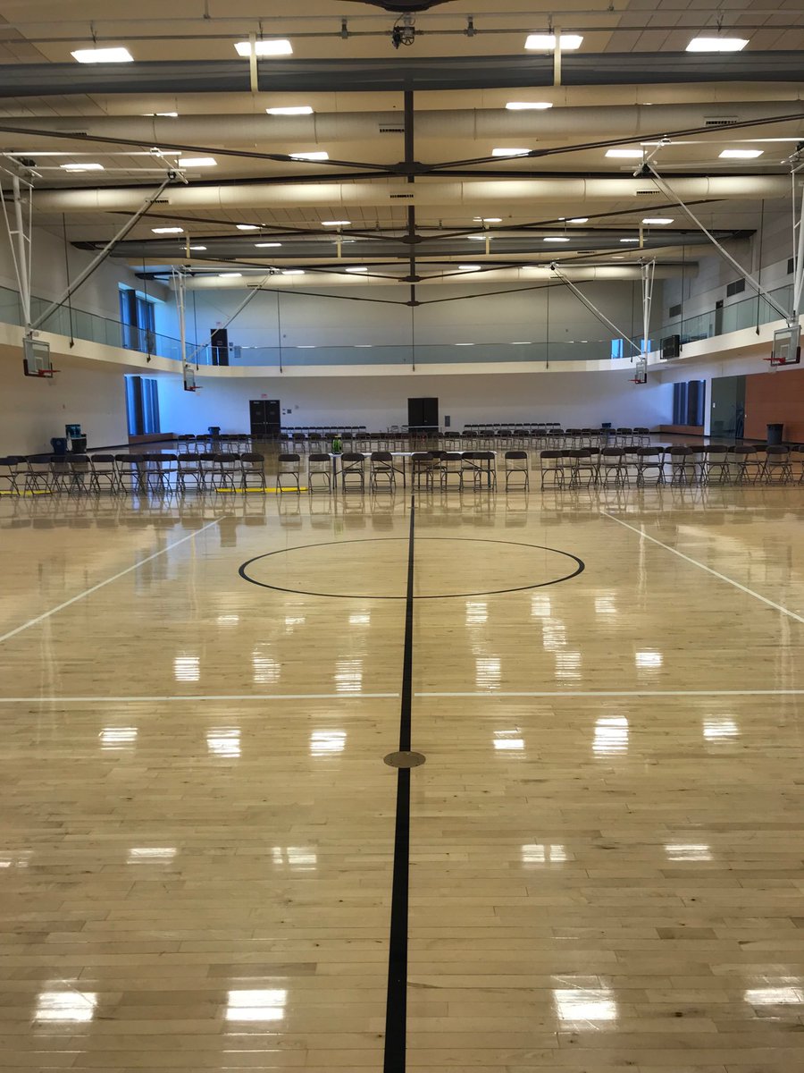 SunDevilHoops's tweet photo. Nearly 50 teams. 5 states. Team camp is here and we are using all the courts!!! https://t.co/4SbA07nQ0G