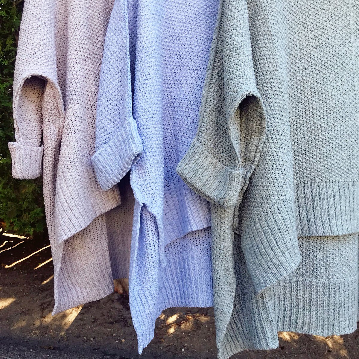 BobblesLace's tweet photo. Must Have, all 3 colors are BACK! 😍😍 #ivebeenbobbled
#ootd #ootn #lotd #lotn #wiw #ltkunder100 #todayslook #todaysoutfit #warmweatherlooks #summeroutfit #summeroutfitinspo #springoutfit #springoutfitideas #outfitpost #outfitinspo #outfitideas #knit #summerknit #springknit https://t.co/WR7OWbdYpd
