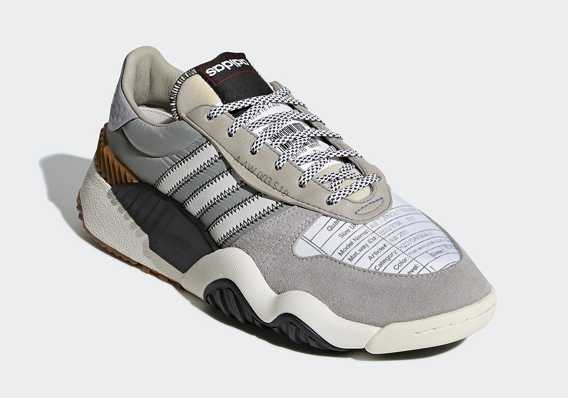 bestnewboost's tweet photo. Alexander Wang x adidas Turnout Trainer
Release Date: June 23rd, 2018
=>https://t.co/ngPOBaSNyf https://t.co/T3GcSmWLM4