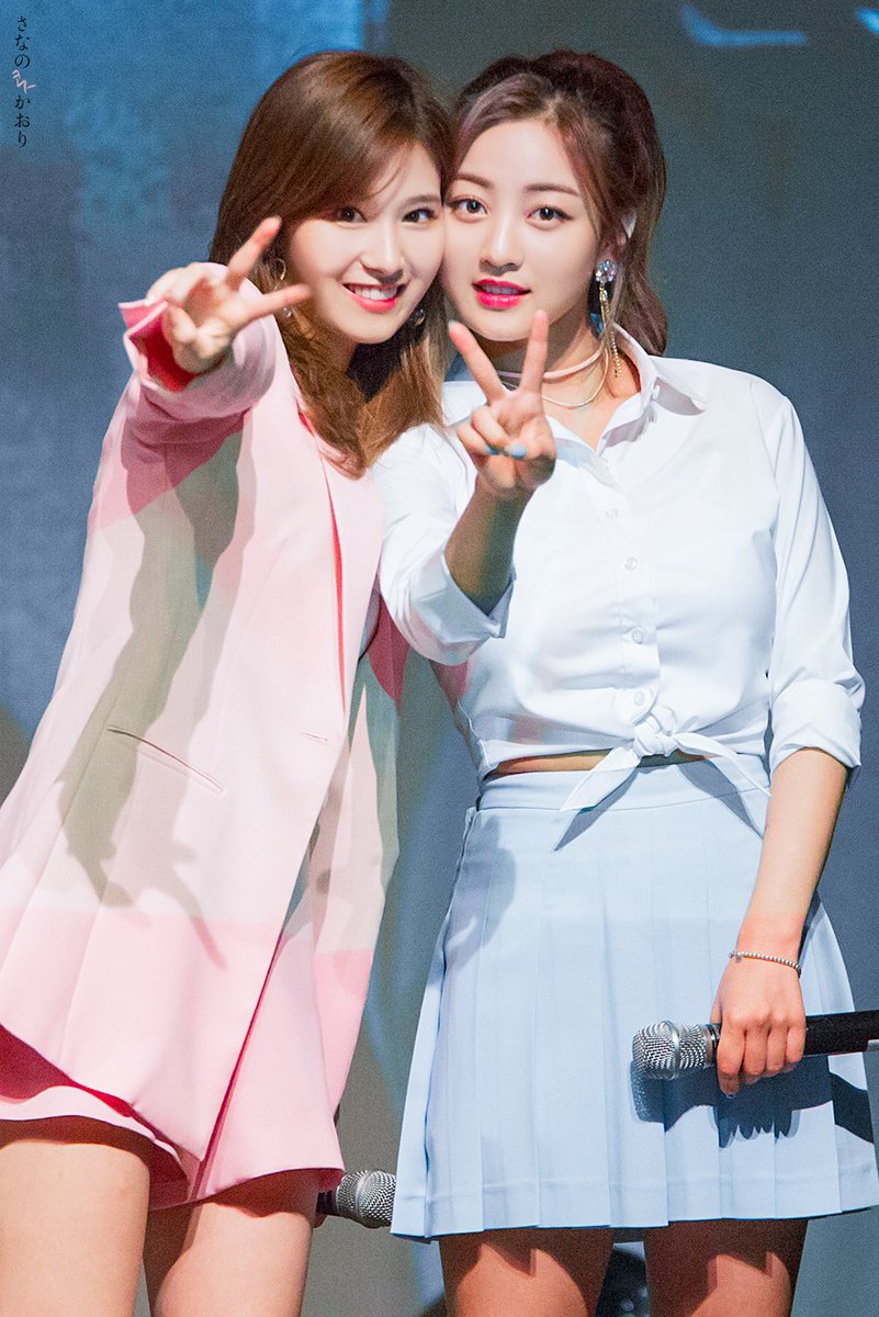 scent_sana's tweet photo. 180622 사나 &amp; 지효

"최애조합, 짝꿍즈❤️❤️❤️❤️❤️❤️❤️❤️❤️"

#TWICE #SANA #JIHYO #트와이스 #사나 #지효 #トゥワイス #サナ #ヒョ https://t.co/qpTOnatqV6