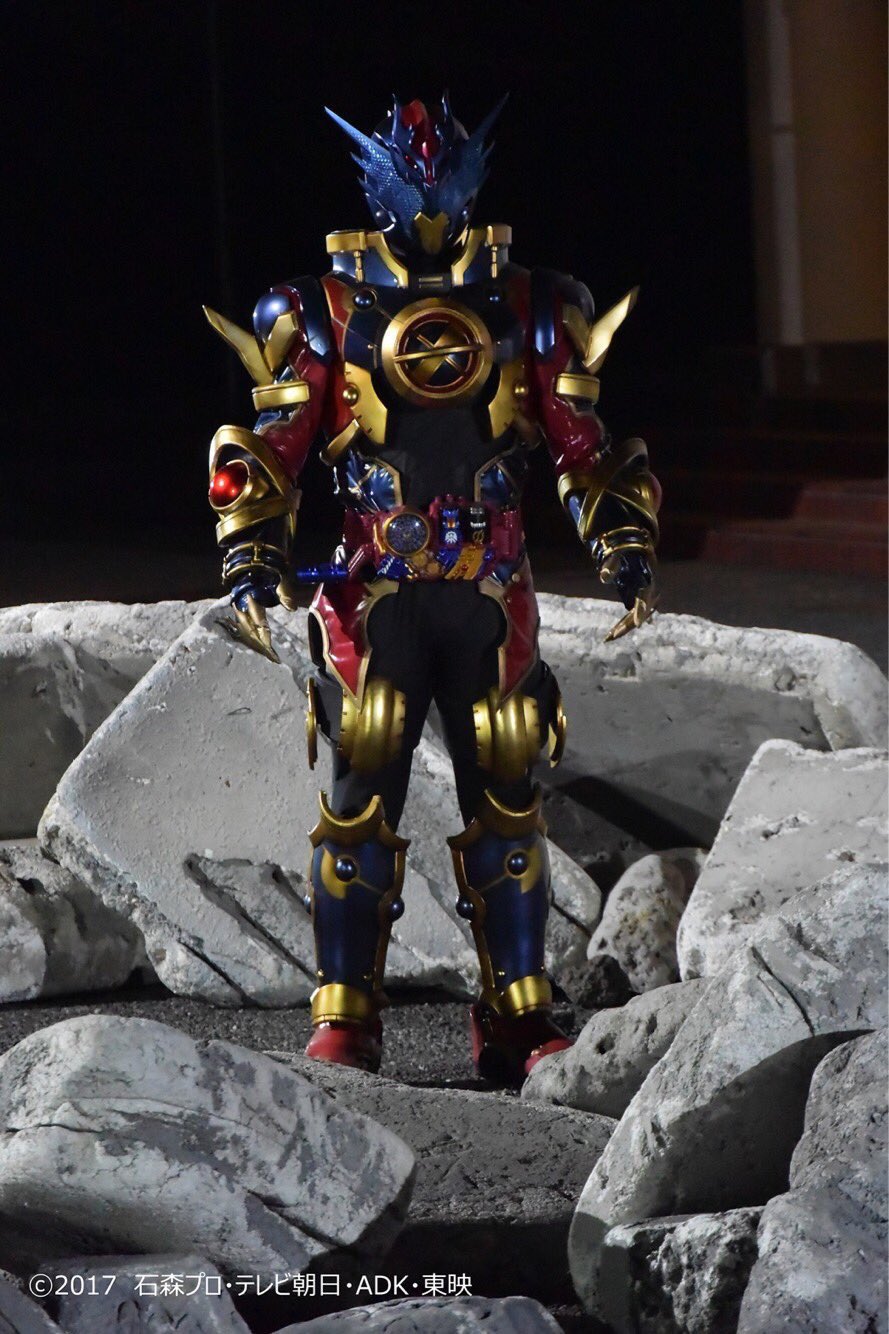 カズラバライト エボルのかっこよさは見た目もあると思うけど 金尾哲夫のあの渋いような声によってもかっこよく感じる 良い味を出してる 仮面ライダービルド 仮面ライダーエボル エボルト 金尾哲夫