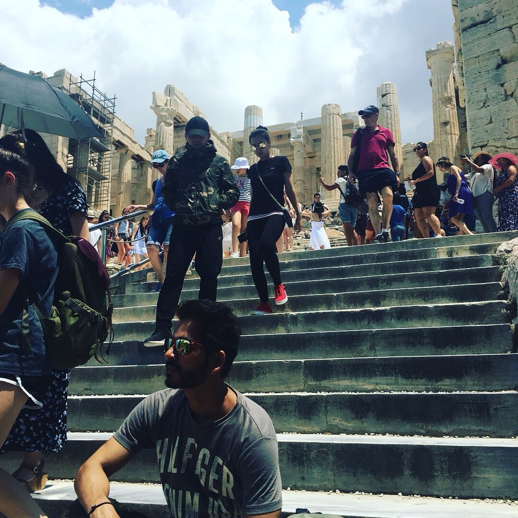 hiran_chatterji's tweet photo. #2500BC #history #acropolis #athens #Greece https://t.co/IOTqFMDCnL