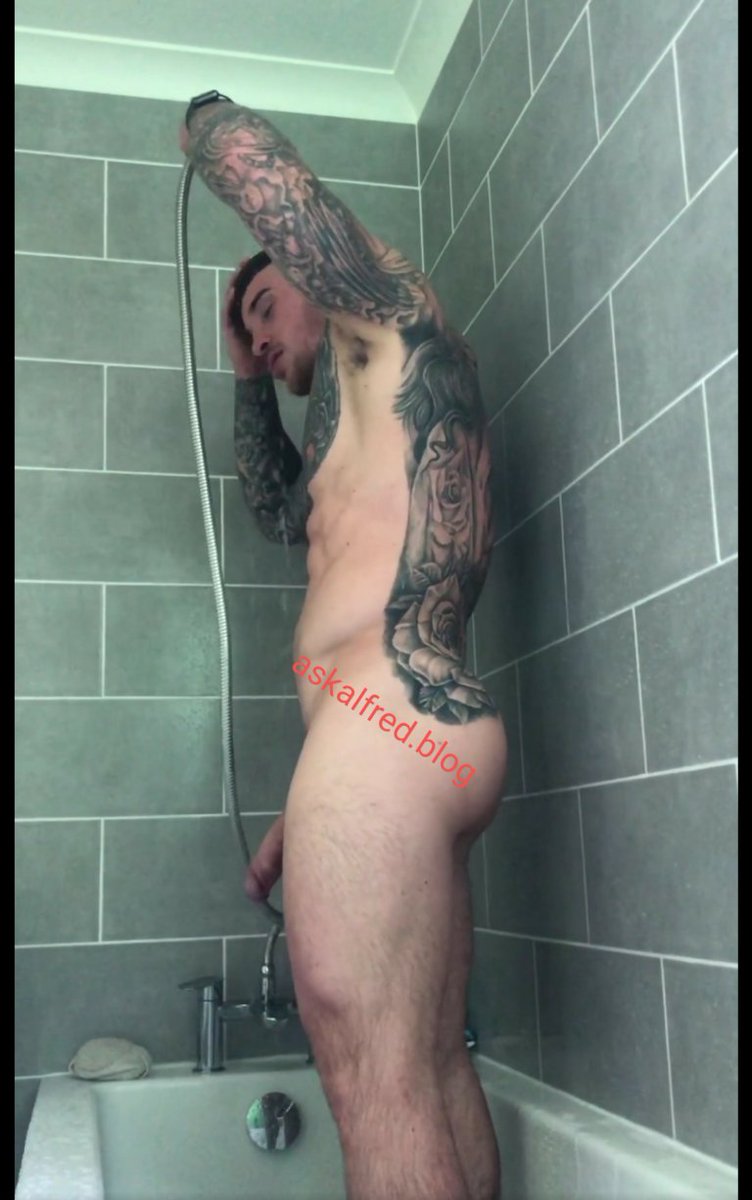 ILoveDicks1806's tweet photo. Chris Hatton and your dick!😍😍 https://t.co/lYLemJcvgV