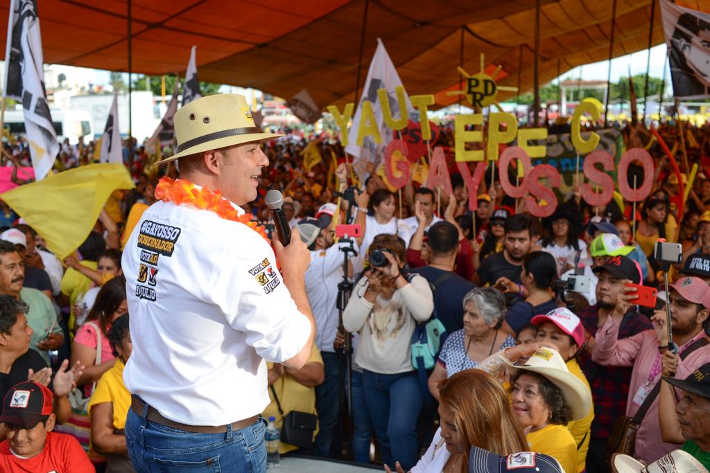 rodrigogayossoc's tweet photo. La principal fortaleza de #Morelos es la producción agrícola; vamos a continuar con crédito a la palabra, para que las mujeres y hombres que se dedican a hacer producir la tierra, tengan los recursos para sembrar y generar mejores condiciones para sus familias. #MorelosMereceMás https://t.co/qmy9q3c4wT