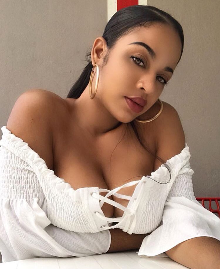 dabuttlover69's tweet photo. Thickity Thick #thickish #thickity #thickityThick #thickable #thicklove #thicklife #Amazing #thickass #thickybooty #thickness #babe #Bootycake #bootyislife #titsnbuns #titsout #shehot #bae #fineass #bedtime #ILikeIt #ilikebooty #ilikeass #iliketits #totalpackage @PostThickChicks https://t.co/EaA8xnEpHP
