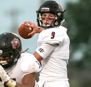VYPEOK's tweet photo. Fan’s Choice: All-Tulsa Area QB Poll (Top 4 Vote Getters Make Fan’s Choice Team) – Presented by @bankahb 

https://t.co/QYtFIpARhg #OKPreps https://t.co/6CbiQ7899m