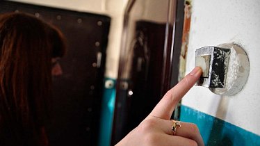 Пенсионеров Ивановской области обманывают псевдосотрудники Пенсионного фонда

В...
shuya.ru/news/detail/?n…